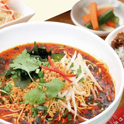 台湾ターミー特製 黒胡麻担々麺とミニルーロー飯のセット